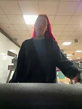 Mia-Fuchs online show from 02/18/26, 10:28