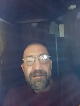 Snapshot of javierpasteur69 chatting on 11/11/25, 10:32 javierpasteur69 online show from 11/11/25, 10:32