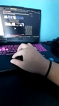 Snapshot of Elrep_tile chatting on 01/15/25, 06:51 Elrep tile online show from 01/15/25, 06:51