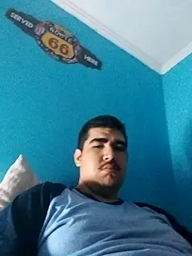 Snapshot of Elrep_tile chatting on 02/14/25, 04:04 Elrep tile online show from 02/14/25, 04:04