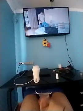 Snapshot of Elrep_tile chatting on 02/27/25, 06:53 Elrep tile online show from 02/27/25, 06:53