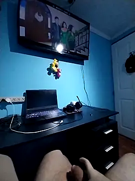 Snapshot of Elrep_tile chatting on 02/28/25, 01:26 Elrep tile online show from 02/28/25, 01:26