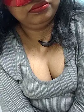  MilkyBar online show from 12/02/25, 04:24