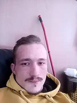 Snapshot of frankthefuck69 chatting on 03/03/25, 02:04 frankthefuck69 online show from 03/03/25, 02:04