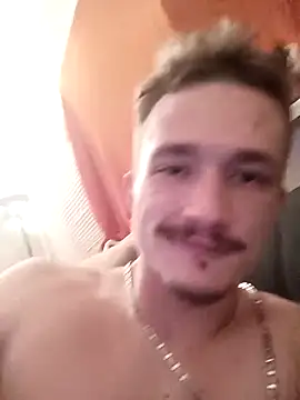 Snapshot of frankthefuck69 chatting on 03/05/25, 05:18 frankthefuck69 online show from 03/05/25, 05:18