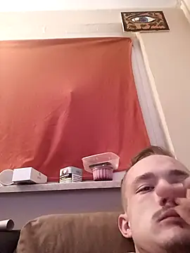 Snapshot of frankthefuck69 chatting on 03/06/25, 12:10 frankthefuck69 online show from 03/06/25, 12:10