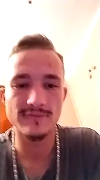 Snapshot of frankthefuck69 chatting on 03/11/25, 01:37 frankthefuck69 online show from 03/11/25, 01:37