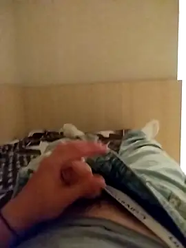 Snapshot of frankthefuck69 chatting on 09/21/25, 07:37 frankthefuck69 online show from 09/21/25, 07:37