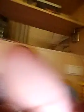 Snapshot of frankthefuck69 chatting on 10/18/25, 07:03 frankthefuck69 online show from 10/18/25, 07:03