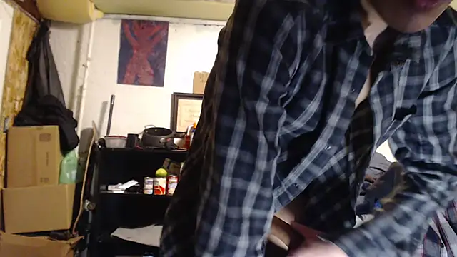 Snapshot of SadCatDaddy chatting on 01/18/25, 12:13 SadCatDaddy online show from 01/18/25, 12:13