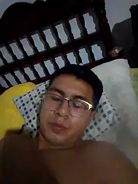 Snapshot of RODRI_POLLADURA chatting on 10/27/25, 02:37 RODRI POLLADURA online show from 10/27/25, 02:37