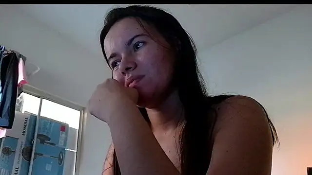 camillebr online show from 01/28/25, 08:26