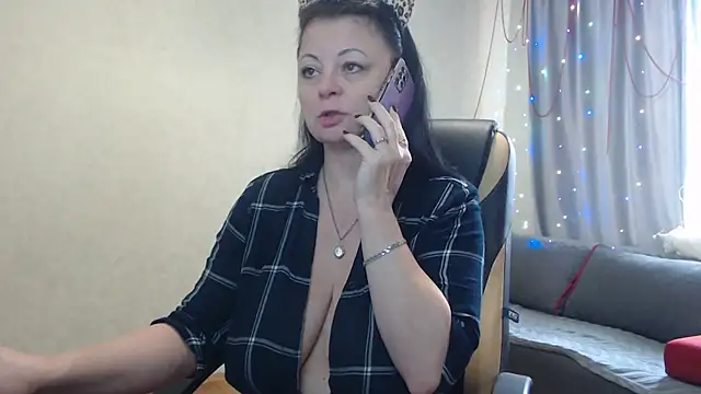 natnett online show from 12/14/24, 08:34