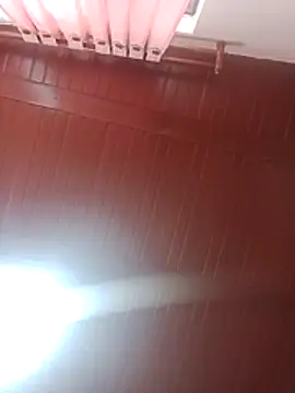 Snapshot of boobsTaylor chatting on 11/09/25, 07:45 boobsTaylor online show from 11/09/25, 07:45