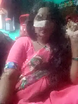 Snapshot of YourHotRandi chatting on 03/19/26, 05:39 YourHotRandi online show from 03/19/26, 05:39