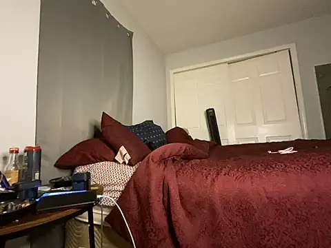 Yoshibaby2670 online show from 03/13/25, 09:21