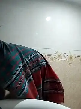 Snapshot of 124pakhi chatting on 02/19/25, 08:01 124pakhi online show from 02/19/25, 08:01