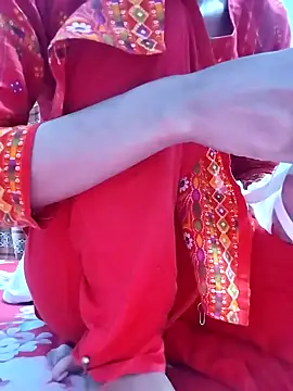 Snapshot of 124pakhi chatting on 02/28/25, 04:31 124pakhi online show from 02/28/25, 04:31