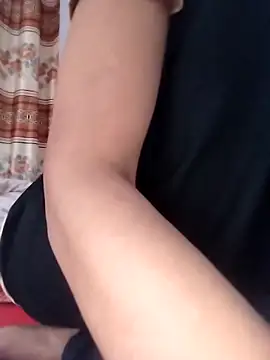 Snapshot of 124pakhi chatting on 03/12/25, 11:20 124pakhi online show from 03/12/25, 11:20