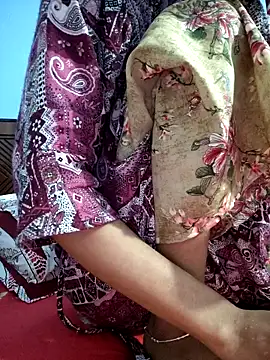 Snapshot of 124pakhi chatting on 09/17/25, 05:31 124pakhi online show from 09/17/25, 05:31