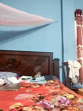 Snapshot of 124pakhi chatting on 10/26/25, 05:24 124pakhi online show from 10/26/25, 05:24