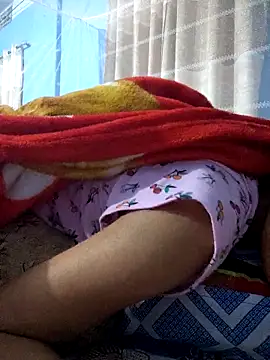 Snapshot of 124pakhi chatting on 11/11/25, 12:43 124pakhi online show from 11/11/25, 12:43