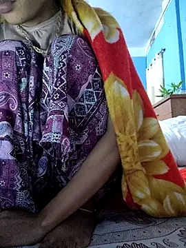 Snapshot of 124pakhi chatting on 12/04/25, 04:11 124pakhi online show from 12/04/25, 04:11