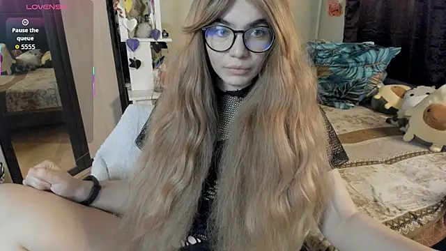 Snapshot of alexiamaleax chatting on 03/26/26, 12:39 alexiamaleax online show from 03/26/26, 12:39