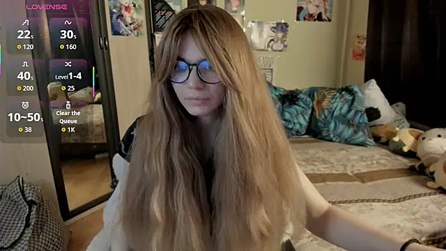 Snapshot of alexiamaleax chatting on 04/04/26, 12:53 alexiamaleax online show from 04/04/26, 12:53