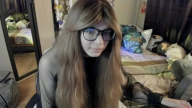 Snapshot of alexiamaleax chatting on 04/20/26, 01:08 alexiamaleax online show from 04/20/26, 01:08