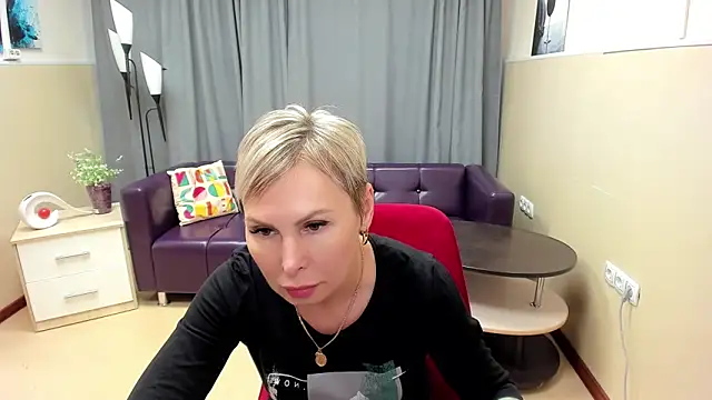 Hot stuff6 online show from 01/08/25, 10:04