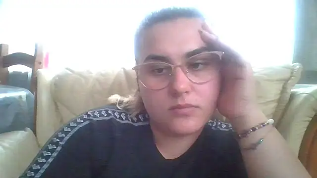 Snapshot of sex69-top chatting on 10/19/25, 12:28 sex69-top online show from 10/19/25, 12:28