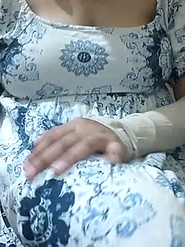 mallupriyapriya online show from 03/16/25, 09:38