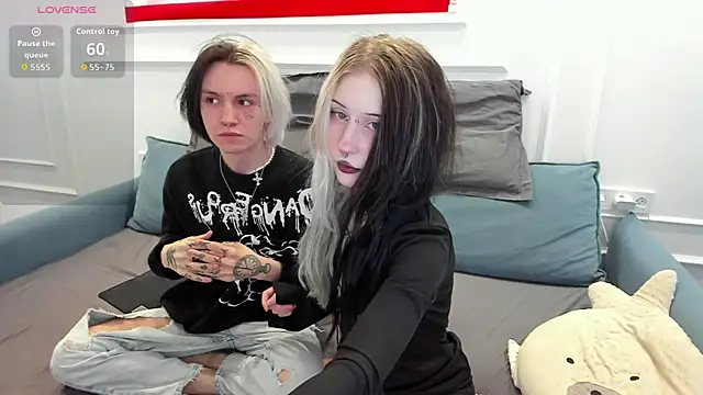 VeryRare TwinS online show from 04/18/26, 01:09