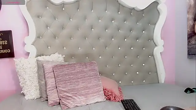 Diva Smith02 online show from 01/26/25, 06:06