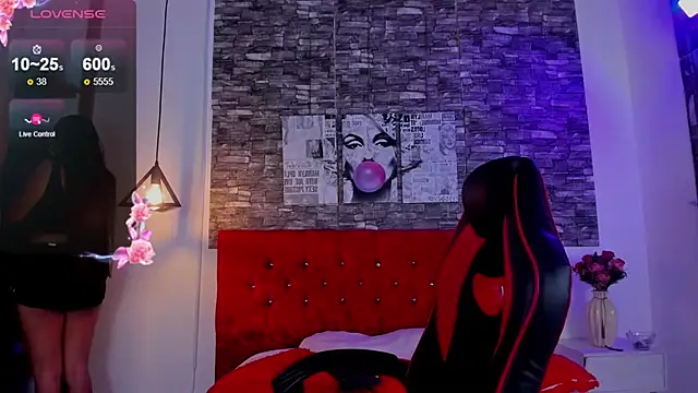 Emily sc online show from 01/25/25, 12:37