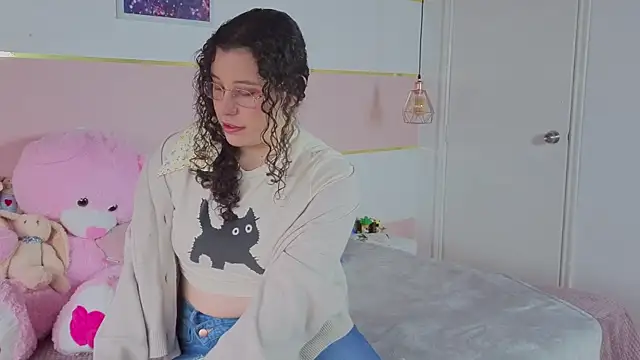 Charlotte  Miller online show from 11/17/25, 12:22