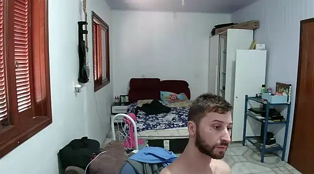 Snapshot of Messi_Job chatting on 01/19/25, 07:47 Messi Job online show from 01/19/25, 07:47