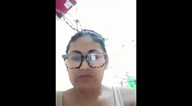 Snapshot of acuarela chatting on 01/06/25, 11:52 acuarela online show from 01/06/25, 11:52