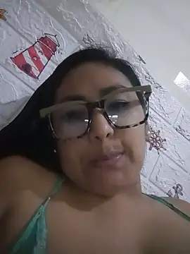 Snapshot of acuarela chatting on 01/13/25, 02:28 acuarela online show from 01/13/25, 02:28