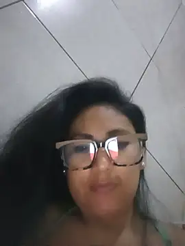 Snapshot of acuarela chatting on 01/13/25, 05:55 acuarela online show from 01/13/25, 05:55