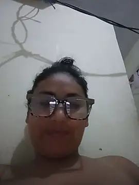 Snapshot of acuarela chatting on 01/20/25, 09:43 acuarela online show from 01/20/25, 09:43