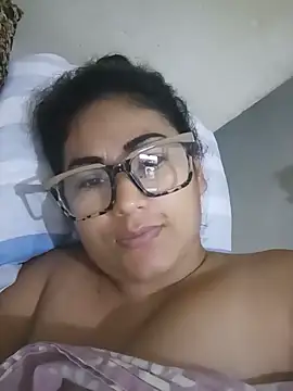 Snapshot of acuarela chatting on 01/28/25, 03:46 acuarela online show from 01/28/25, 03:46