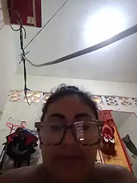 Snapshot of acuarela chatting on 02/16/25, 05:15 acuarela online show from 02/16/25, 05:15