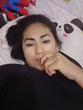 Snapshot of acuarela chatting on 02/17/25, 05:14 acuarela online show from 02/17/25, 05:14