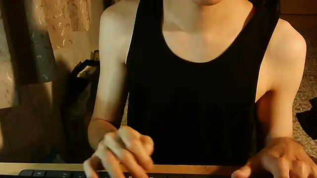 Snapshot of KYU890428 chatting on 11/22/25, 06:07 KYU890428 online show from 11/22/25, 06:07