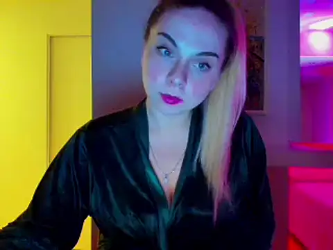 HappyIva online show from 01/20/25, 01:39