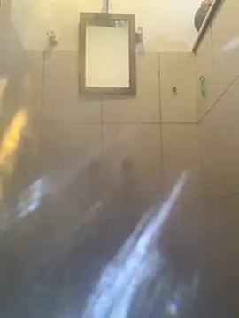 Snapshot of GoloZeusMax chatting on 01/31/25, 10:21 GoloZeusMax online show from 01/31/25, 10:21