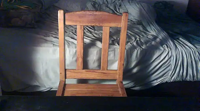 Snapshot of GoloZeusMax chatting on 02/17/25, 10:47 GoloZeusMax online show from 02/17/25, 10:47