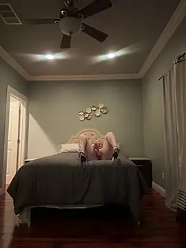 Snapshot of sunnyymonnay chatting on 03/15/26, 04:07 sunnyymonnay online show from 03/15/26, 04:07